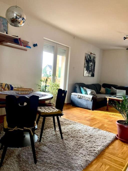 Amazing Memories Appartement Belgrado Buitenkant foto